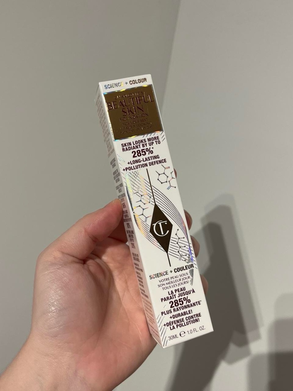 Charlotte Tilbury Beautiful Skin Foundation Shade 6 Neutral NIB